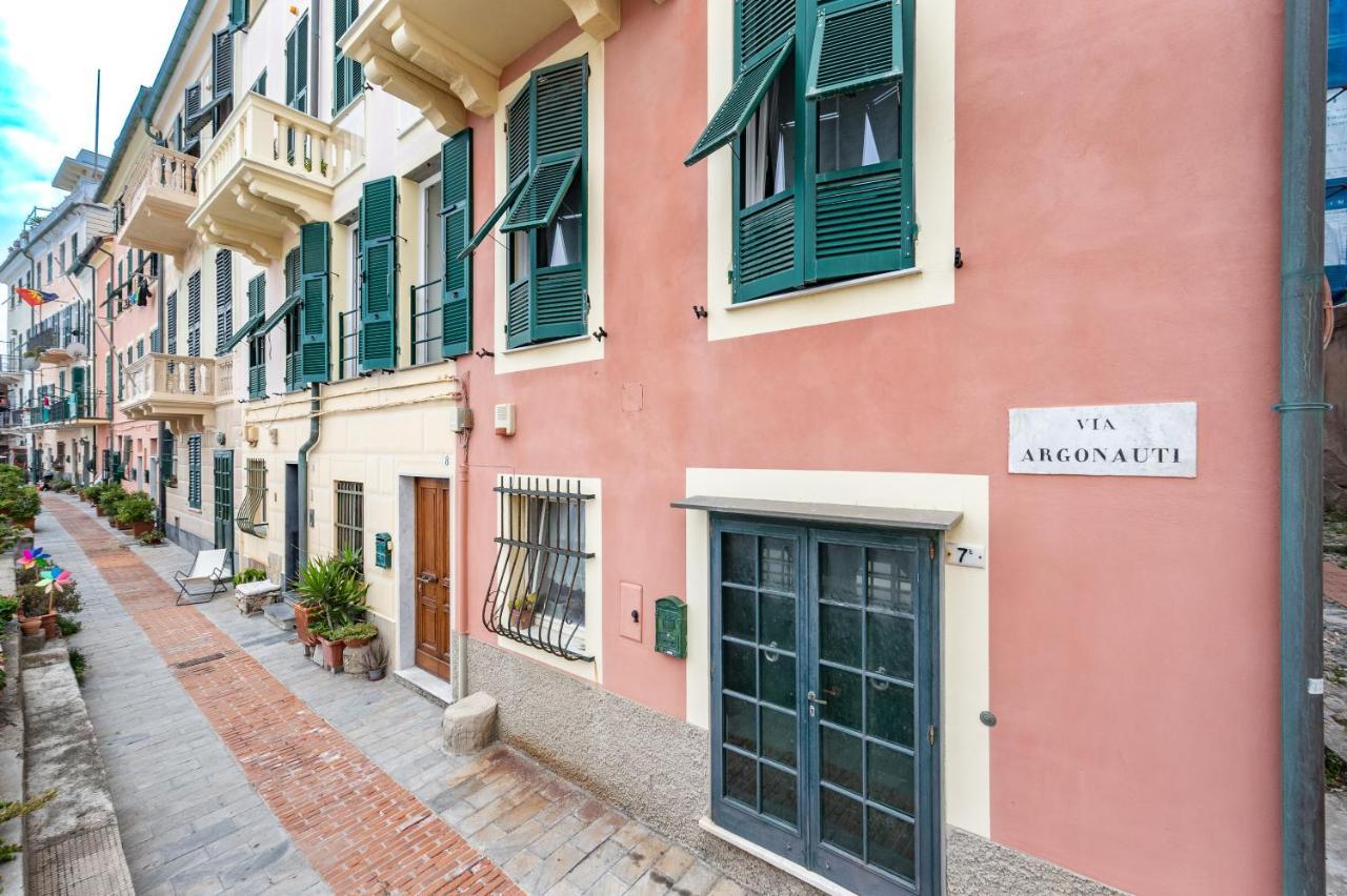 Seaside Apartment Genova Bagian luar foto